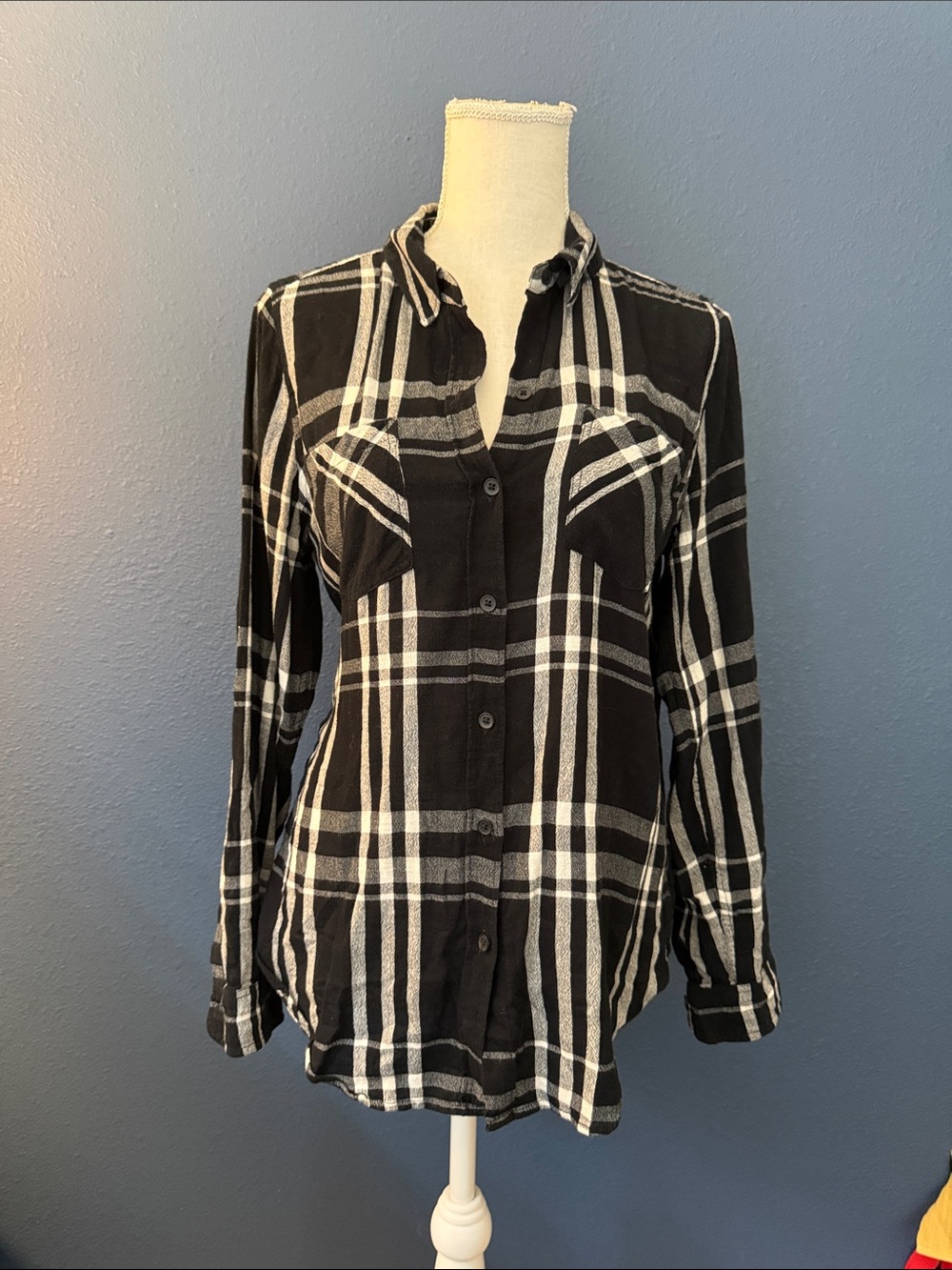 Black & White Plaid Button-Front Women's Shirt